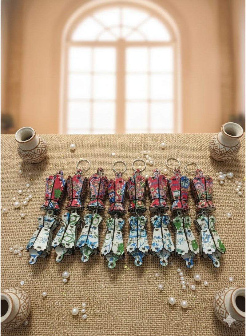 Wooden Lantern Keychains: Add a special Ramadan touch to your gifts or decor with these elegantly designed wooden lantern keychains. (12 pieces) - Assorted Colors - Image 4